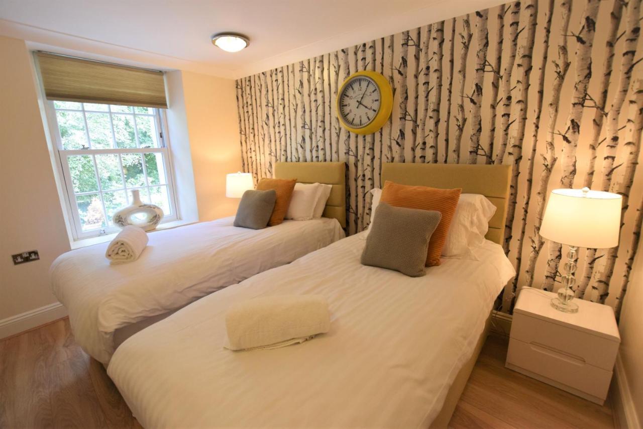 Meridian Way - Your Apartment